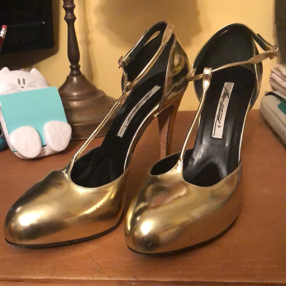 Brian Atwood made in Italy size 37.5